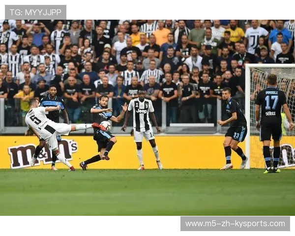 卡利亚里客场战平帕尔马，联赛前区分为空防出色，卡利亚里队