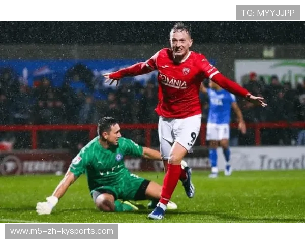 唐卡斯特防线严密，贝尔维球场稳步提升，唐斯贝克